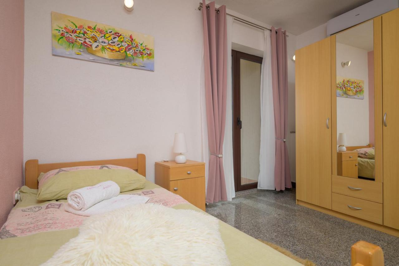 Holiday Apartment Ariella Krizanici Экстерьер фото